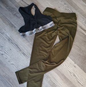 Aerie sports bra workout set. Butt lifting pants